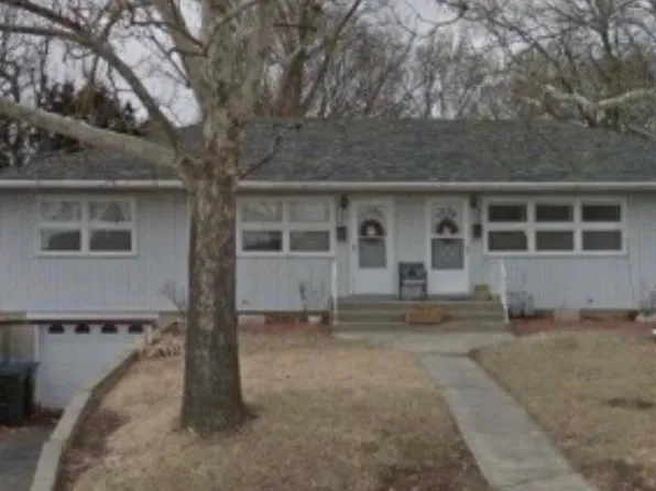 2115 SW Van Buren St #2117, Topeka, KS 66611