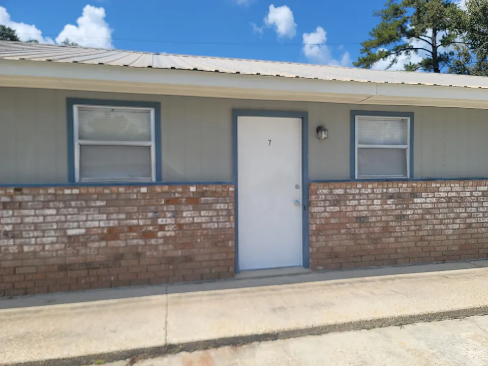14568 Kohnke Hill Rd #7