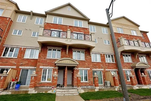 2 bed, $2,650 — Photo 1