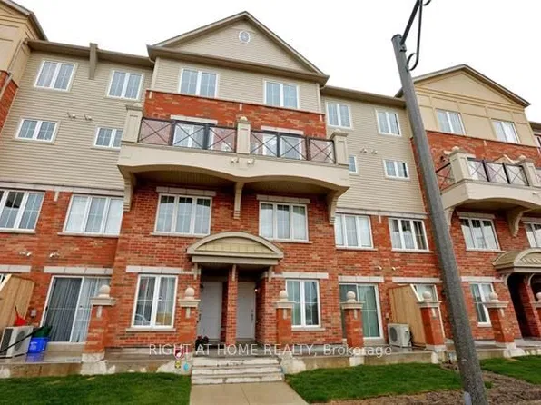 2484 Post Rd #3, Oakville, ON L6H 0K1