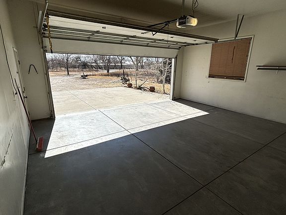 4th image of 8821 E County Road 18
