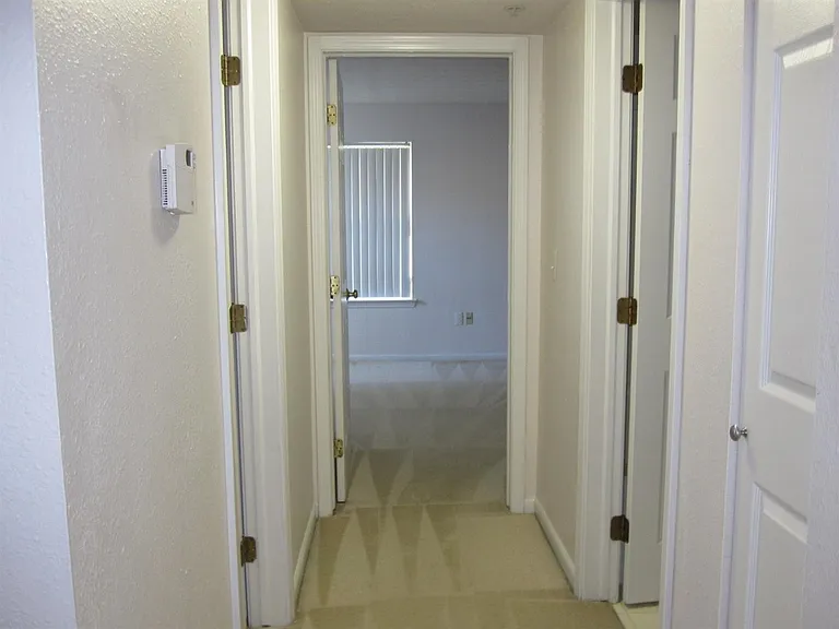 1419 Millbrook Trl — Photo 8