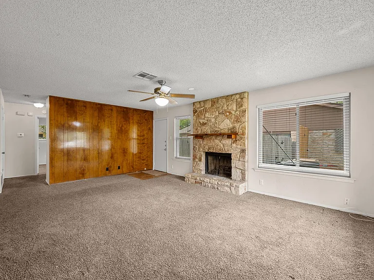 101 Norwood Dr #B — Photo 3
