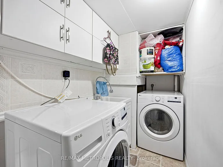 11 Rambler Pl #BASEMENT — Photo 37