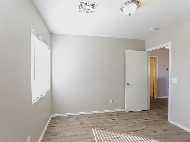 225 N 223rd Ave — Photo 14