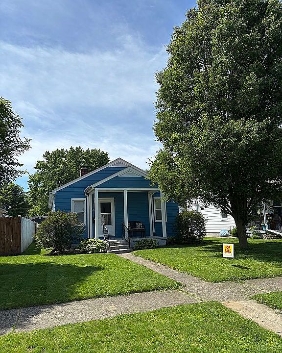 1st image of 2121 Wright St