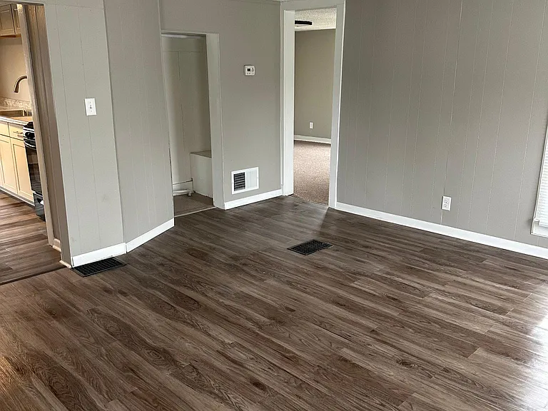 295 S Wabash Ave #2 — Photo 5