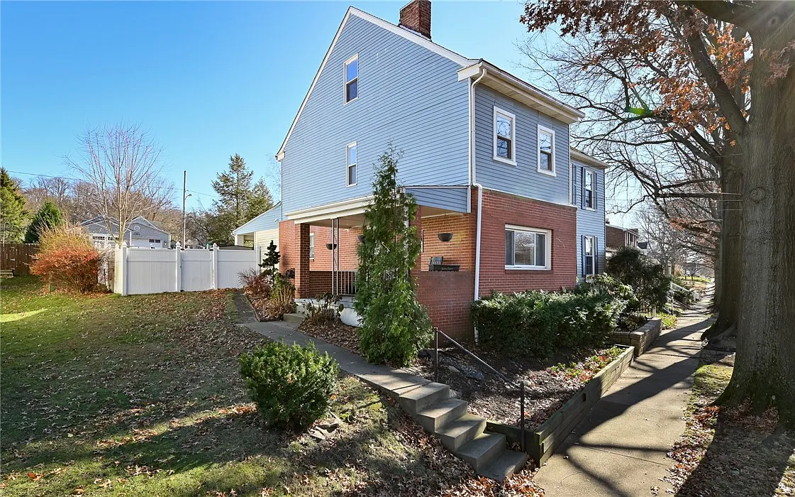 750 4th St photo 1