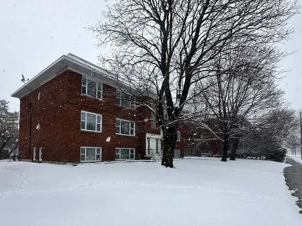 839 Kirkwood Ave, Ottawa, ON K1Z 5Y1