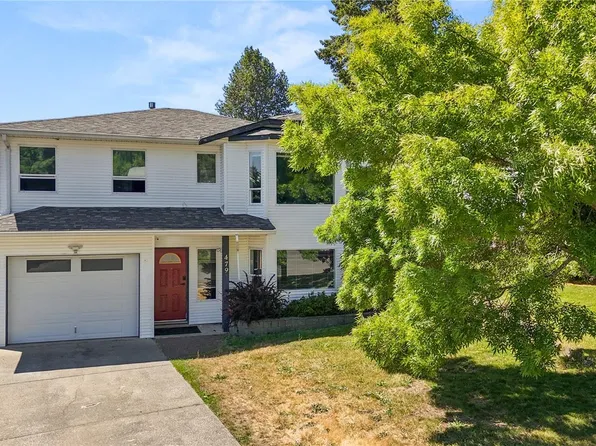 479 Candy Ln, Campbell River, BC V9W 8B5