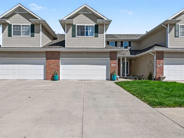 17564 Parker Plz, Omaha, NE 68118