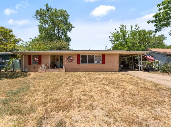 915 Liberty Dr, Irving, TX 75061