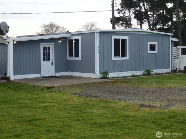 1514 N Washington Avenue, Long Beach, WA 98631