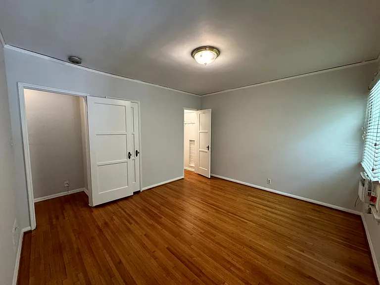 1271 N. Crescent Heights Blvd — Photo 27