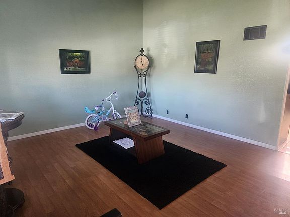 3rd image of 1597 Davis Court