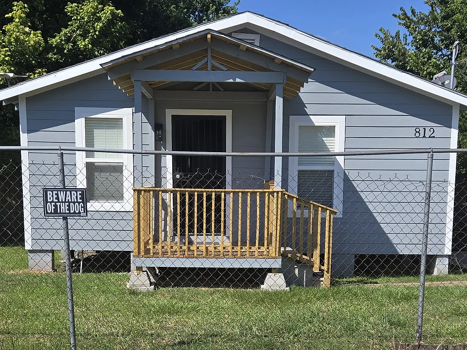 812 Granville Dr
