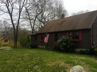 402 Buck Hill Rd, Pascoag, RI 02859