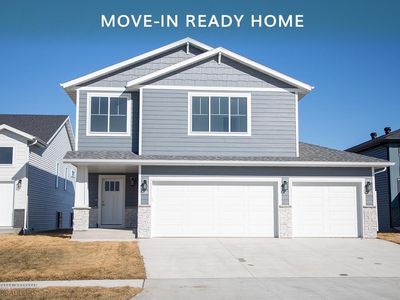 6888 Meadow View Dr S, Fargo, ND, 58104