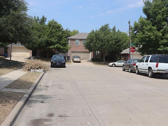 5th image of 710 Grambling Dr