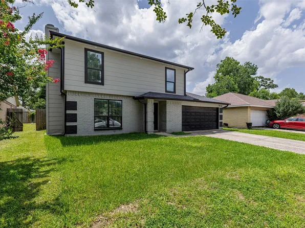 12223 Kingslake Forest Dr, Houston, TX 77044