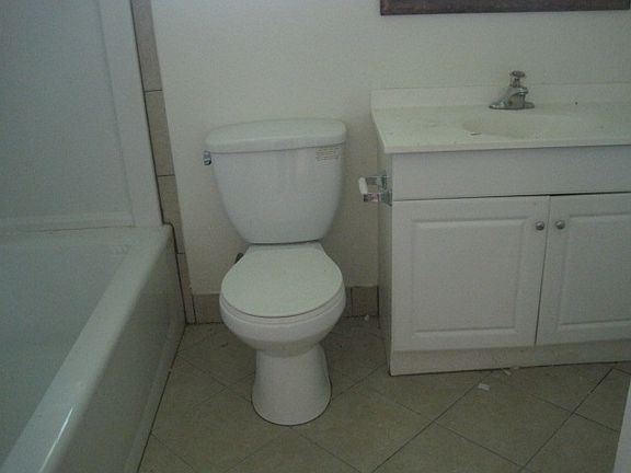 4th image of 114 Des Pinar Ln