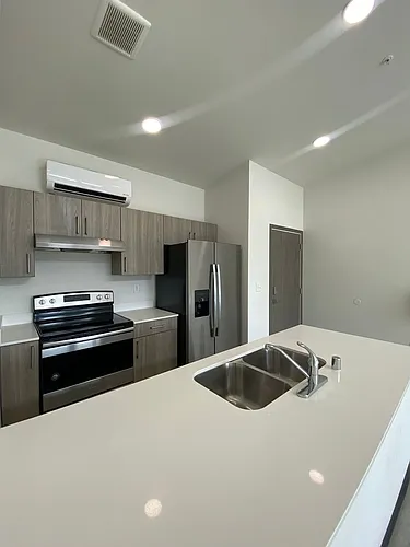 Floor plan 404
