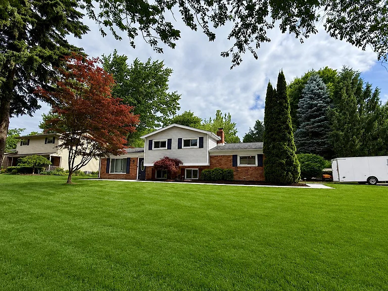 3360 Oklahoma Ct — Photo 5