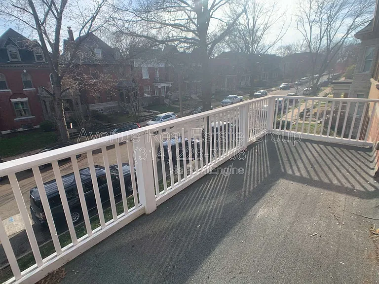 4211 Cleveland Ave — Photo 32