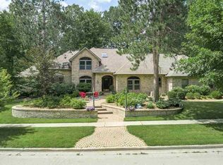 5811 Woodview Pass, Midland, MI 48642