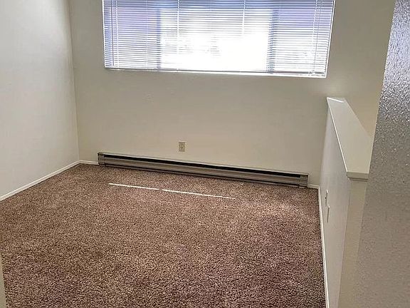 5th image of 2157 Eastview Pl #B