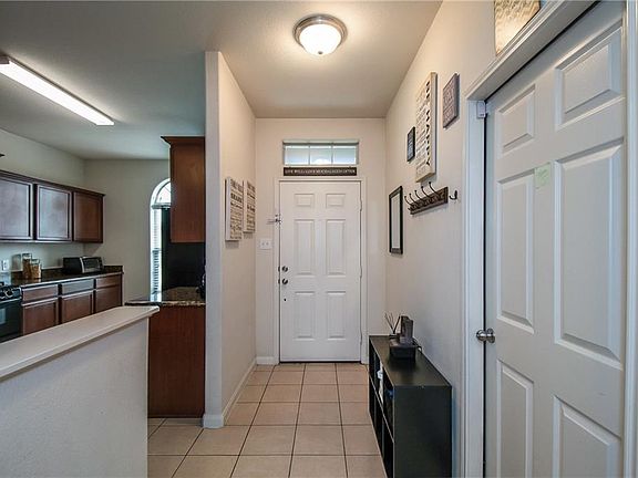 3rd image of 2107 Gardenia Dr