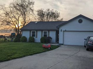 3958 Villa Dr, Columbus, IN 47203
