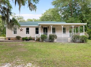 270 Sand Ridge Rd, New Bern, NC 28560