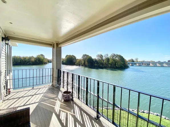 30 Brough Ln APT 304, Hampton, VA 23669