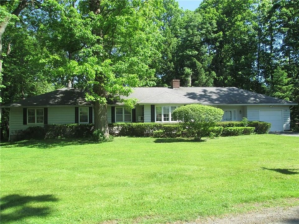 1st image of 35 Oakwood Ln