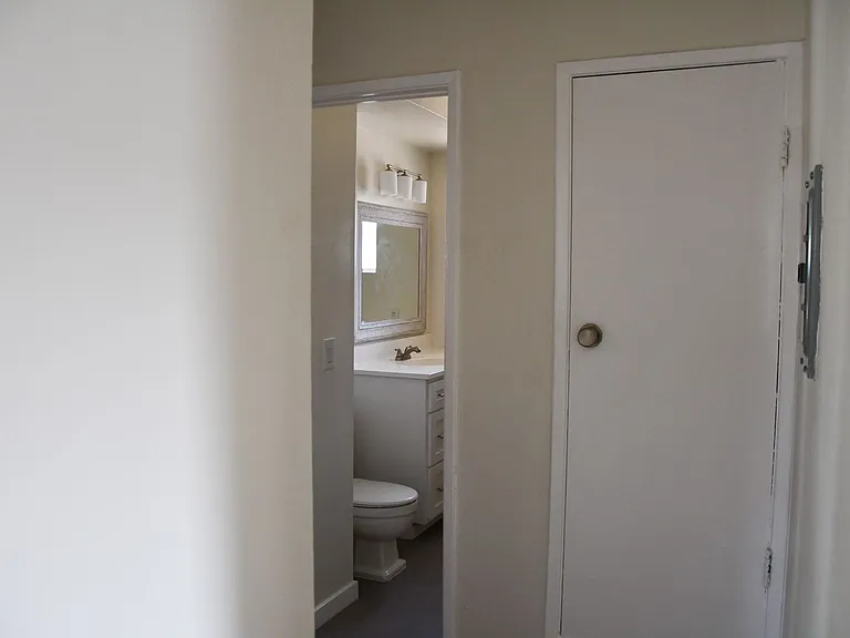 12071 Laguna St — Photo 17