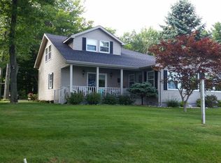 2624 Northeast Dr, Tawas City, MI 48763