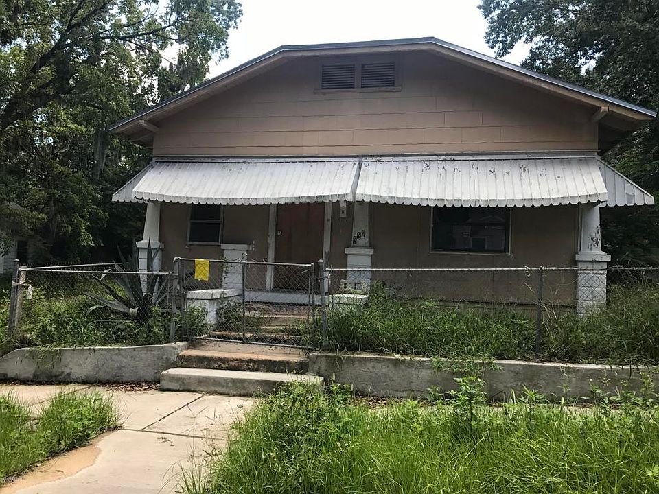 1st image of 337 King St