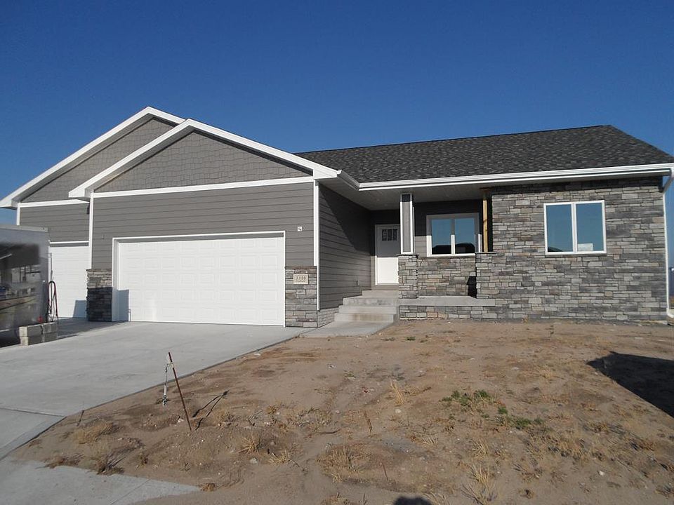 1st image of 3316 Pinehurst Pl