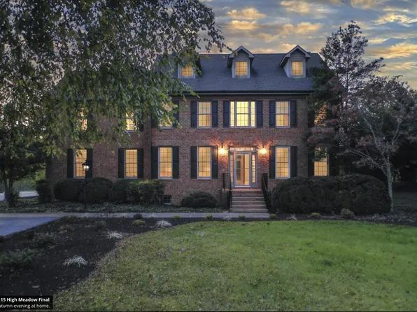15 High Meadow Dr, Lexington, VA 24450