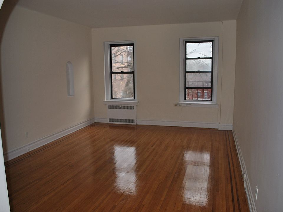 2nd image of 150 95th St APT 3E