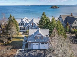 9 Stonehurst Ln, Owls Head, ME 04854
