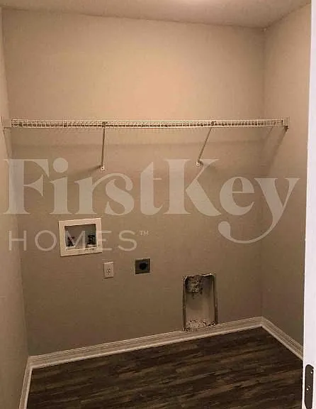 6342 Hampton Pointe Cir — Photo 10