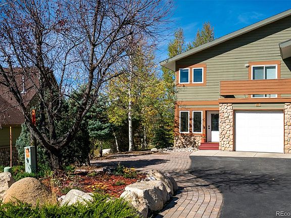 2nd image of 1820 Hunters Dr