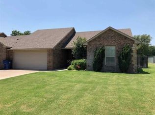 94 Abby Rd, Enid, OK 73701