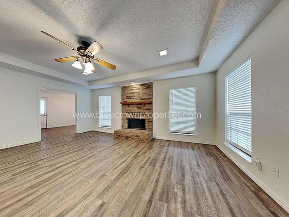 3rd image of 4210 Simmons Dr
