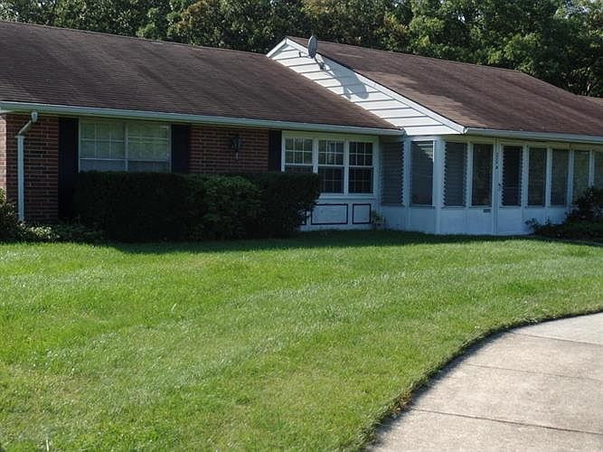 1st image of 226A Buckingham Ct