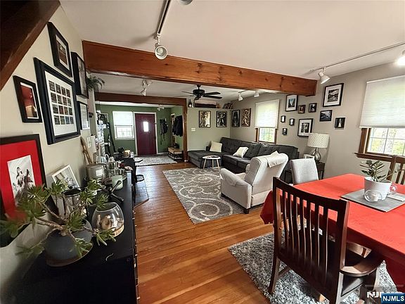5th image of 43 Bellot Rd
