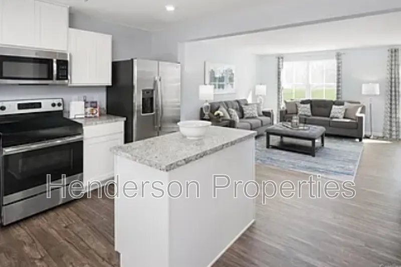 3 bed, 2.5 bath, 1545 sqft, $1,950 — Photo 3