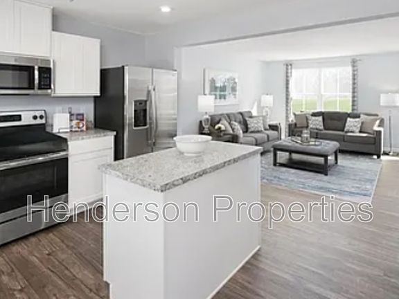 3rd image of 6035 Cutwater Cir